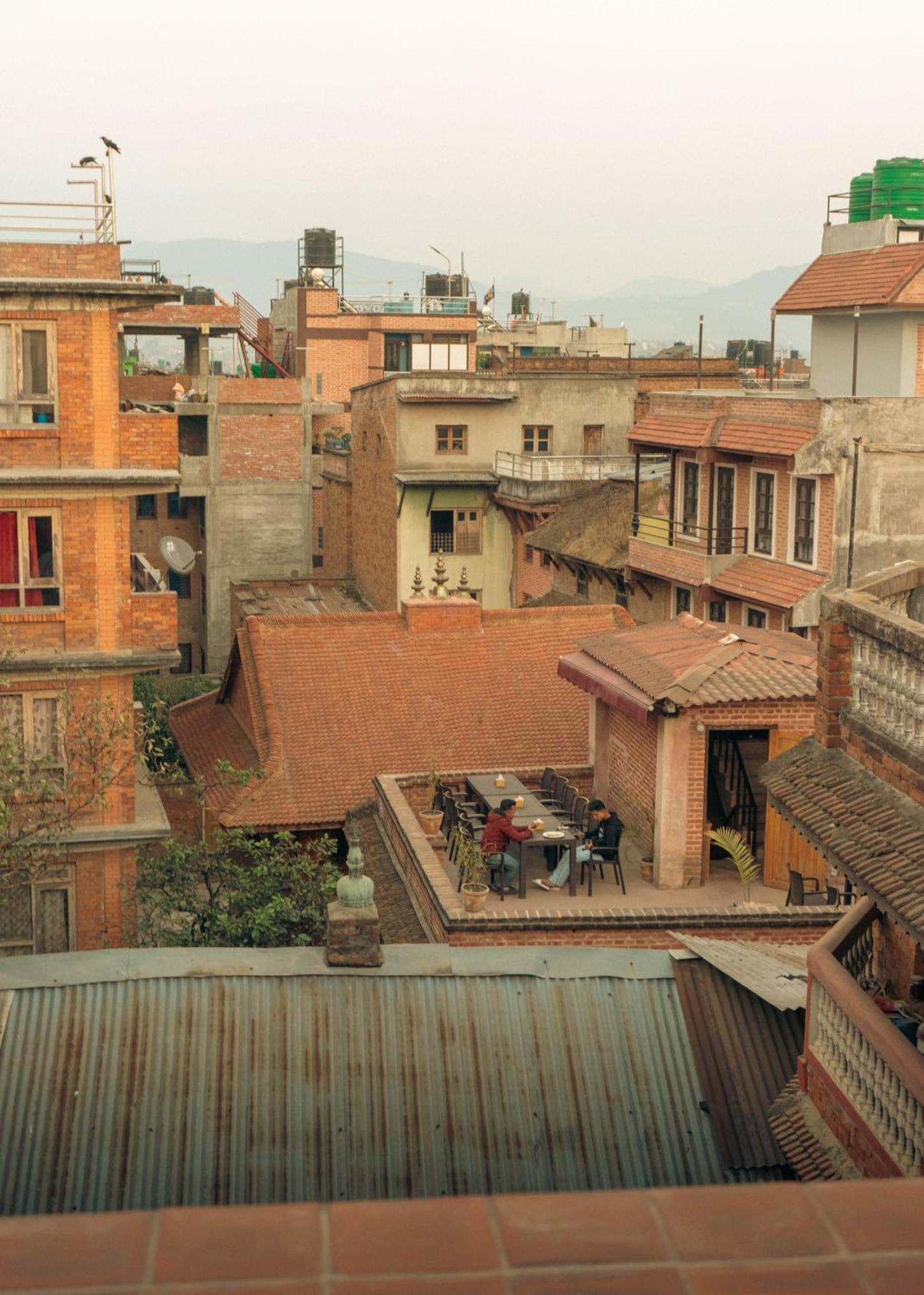 Manju Baha Hotel School Bhatgoan Exteriör bild